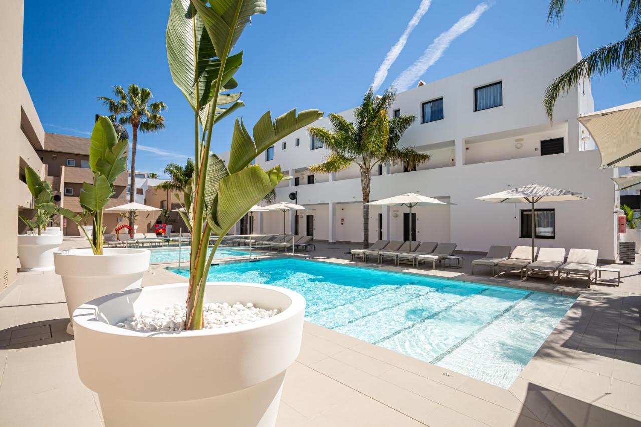 Migjorn Ibiza Suites & Spa Playa d'en Bossa Dış mekan fotoğraf