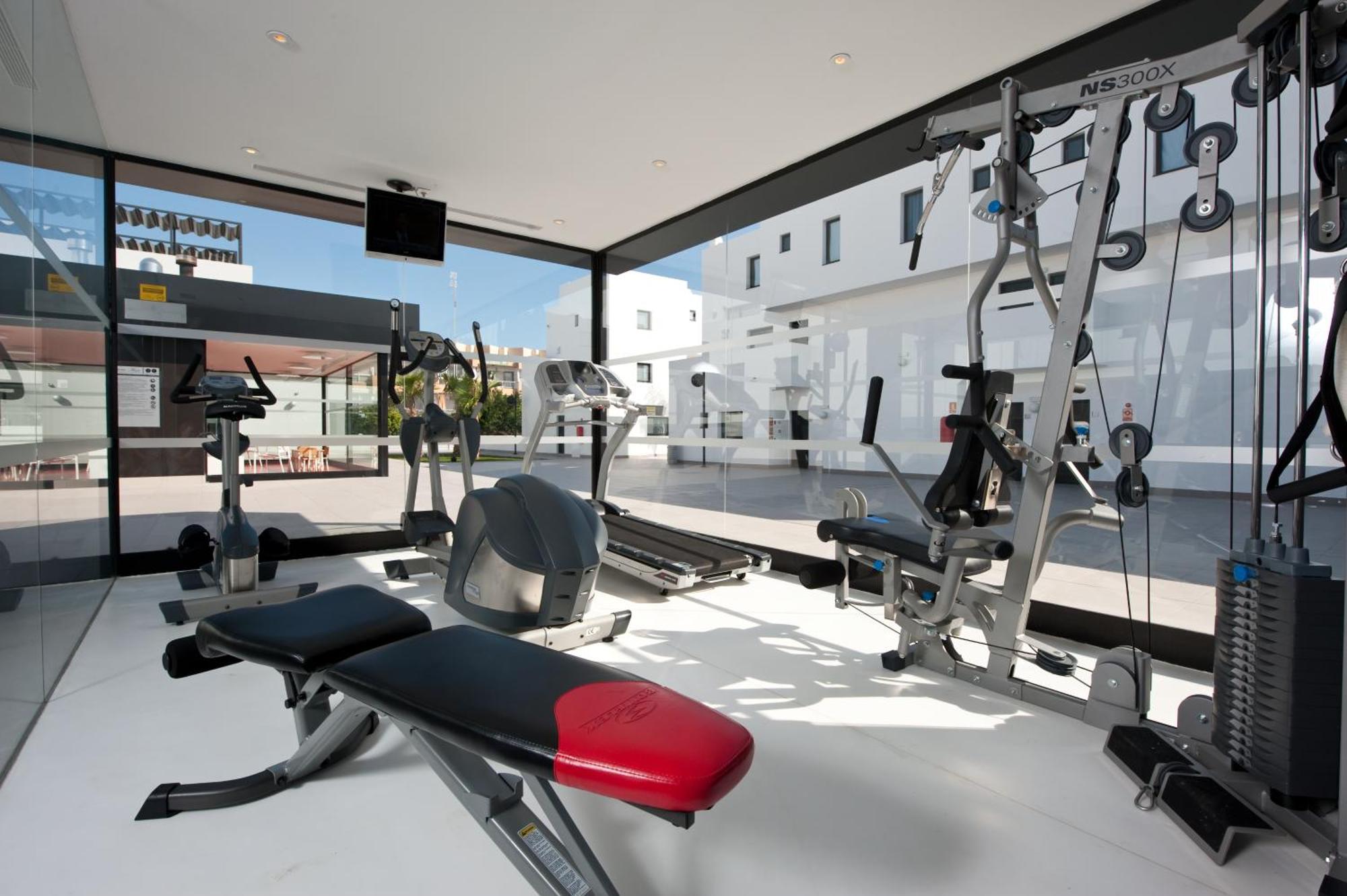 Migjorn Ibiza Suites & Spa Playa d'en Bossa Dış mekan fotoğraf